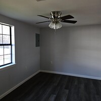 Building Photo - 3221 Choctaw Rd