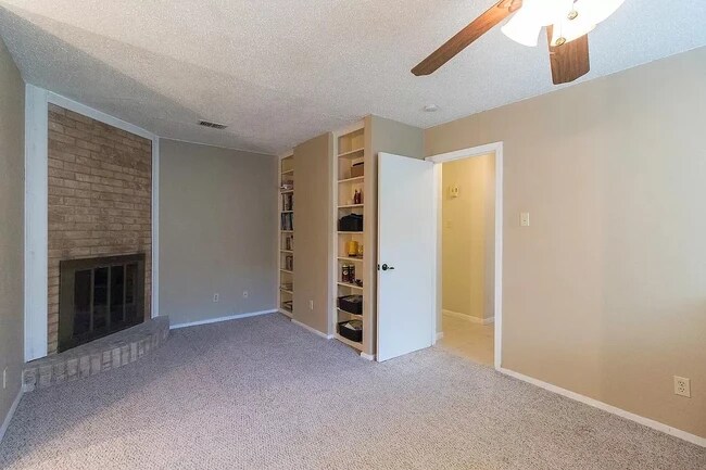 Master Bedroom Downstairs - 3508 Grande Bulevar