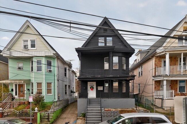 Building Photo - 107 Brown Pl