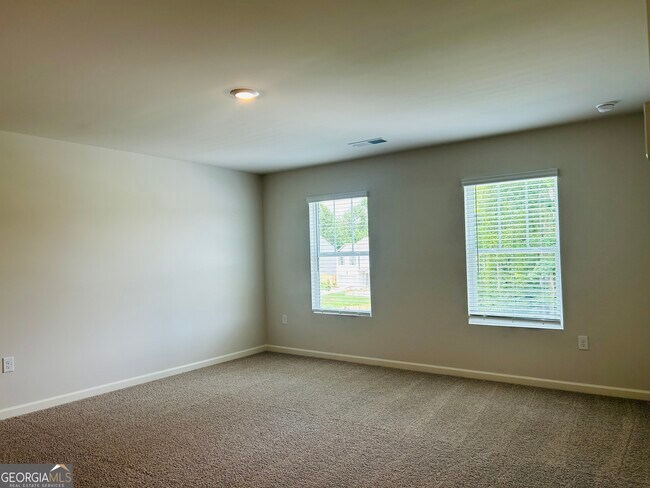Building Photo - 112 Glenrise Dr