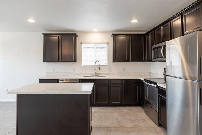 Building Photo - 3105 Adrian Creek Dr