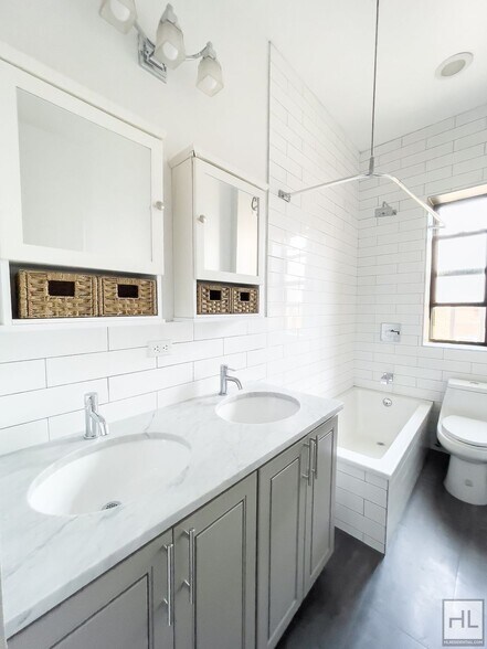 Building Photo - EASTERN PARKWAY / 2-Bed 1 Bath