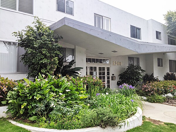 Front Door - 1260 Havenhurst Dr