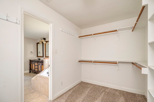 Building Photo - 2903 Savoy Pl