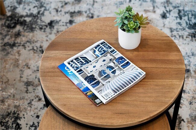 Building Photo - 9040 Main St