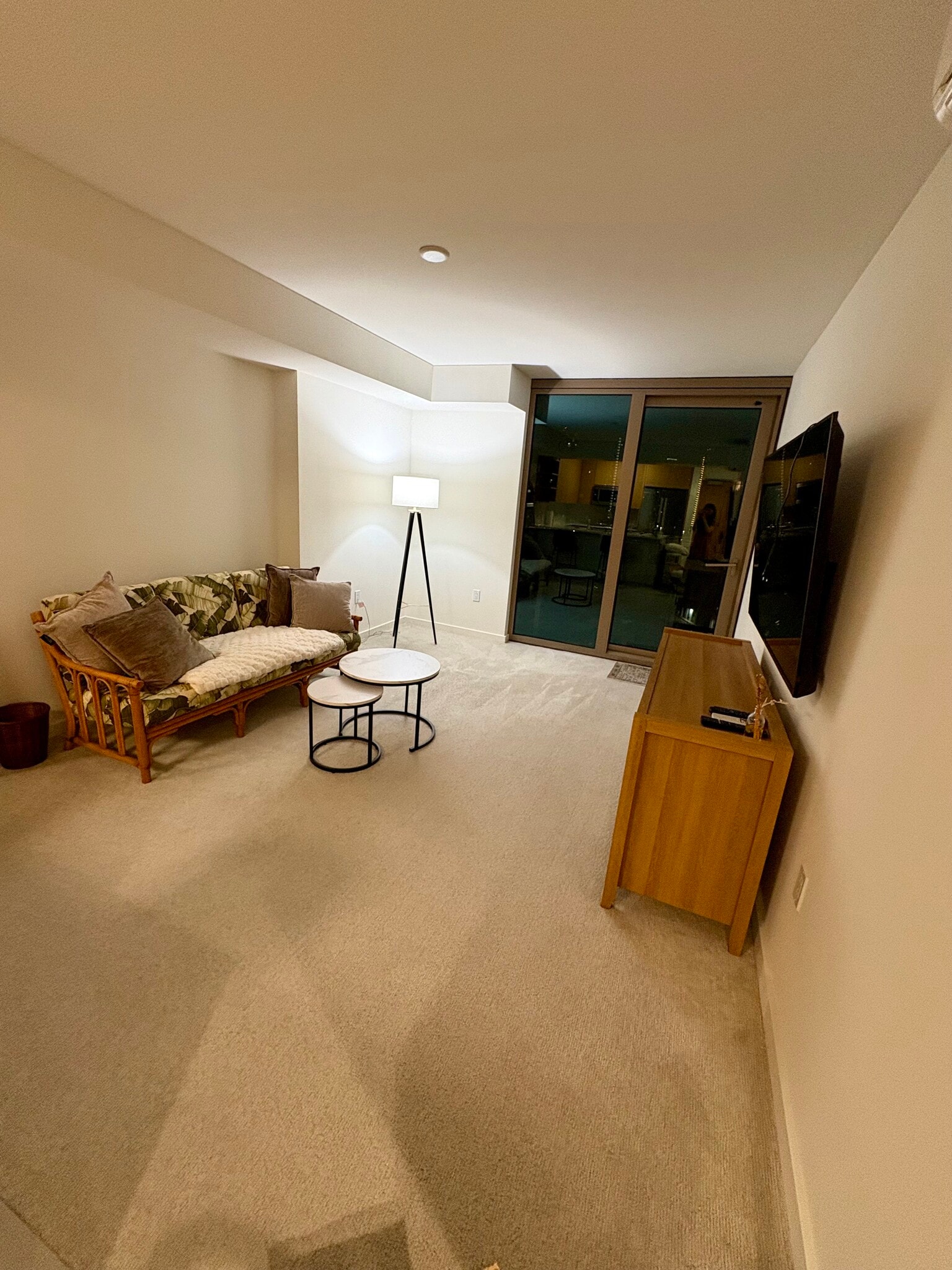 Living Room - 1388 Kapiolani Blvd