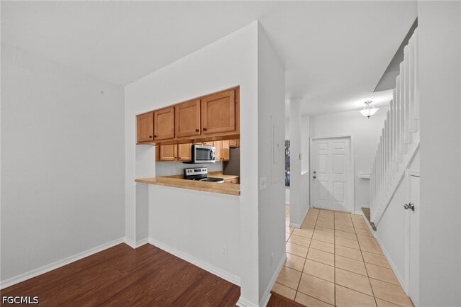 Building Photo - 8273 Pacific Beach Dr