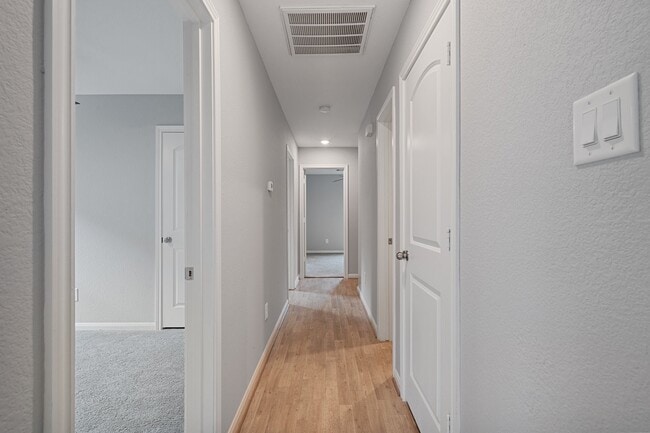 Building Photo - 17038 Marie Vlg Dr