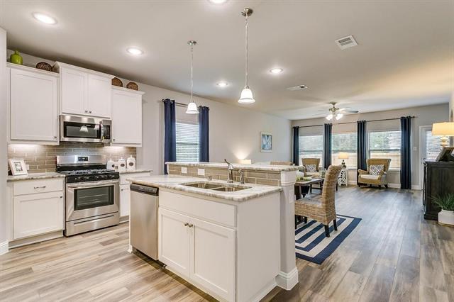 Building Photo - 7822 Ashwood Dr
