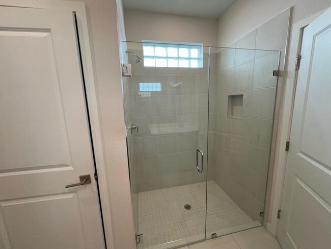 Building Photo - 7078 Rockwood Rd