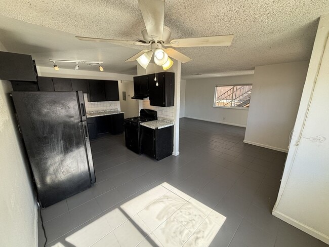 Building Photo - 6940 Hopkins Dr