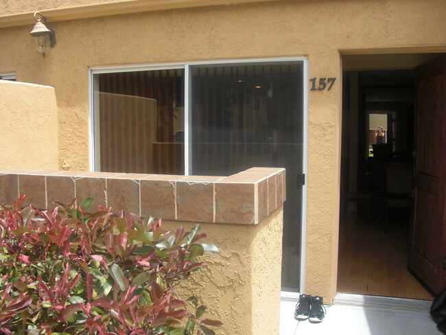 Building Photo - Cozy studio in The Venetian Community, a d...