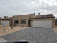 Building Photo - 705 Dylan Ct