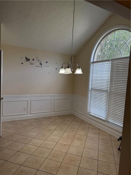 Building Photo - 508 Lee Miller Dr