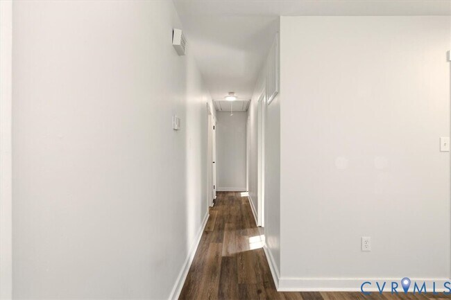 Building Photo - 115 Big Meadows Terrace