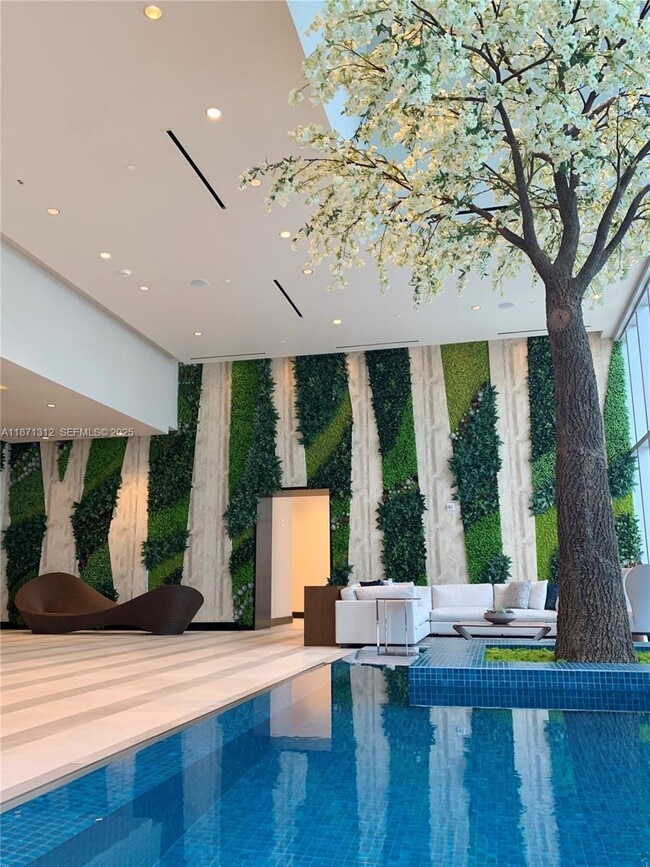 Building Photo - 851 NE 1st Ave