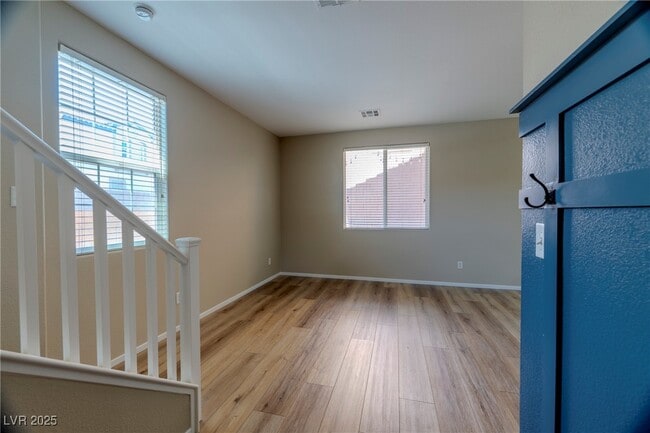 Building Photo - 7718 Ornamento Way