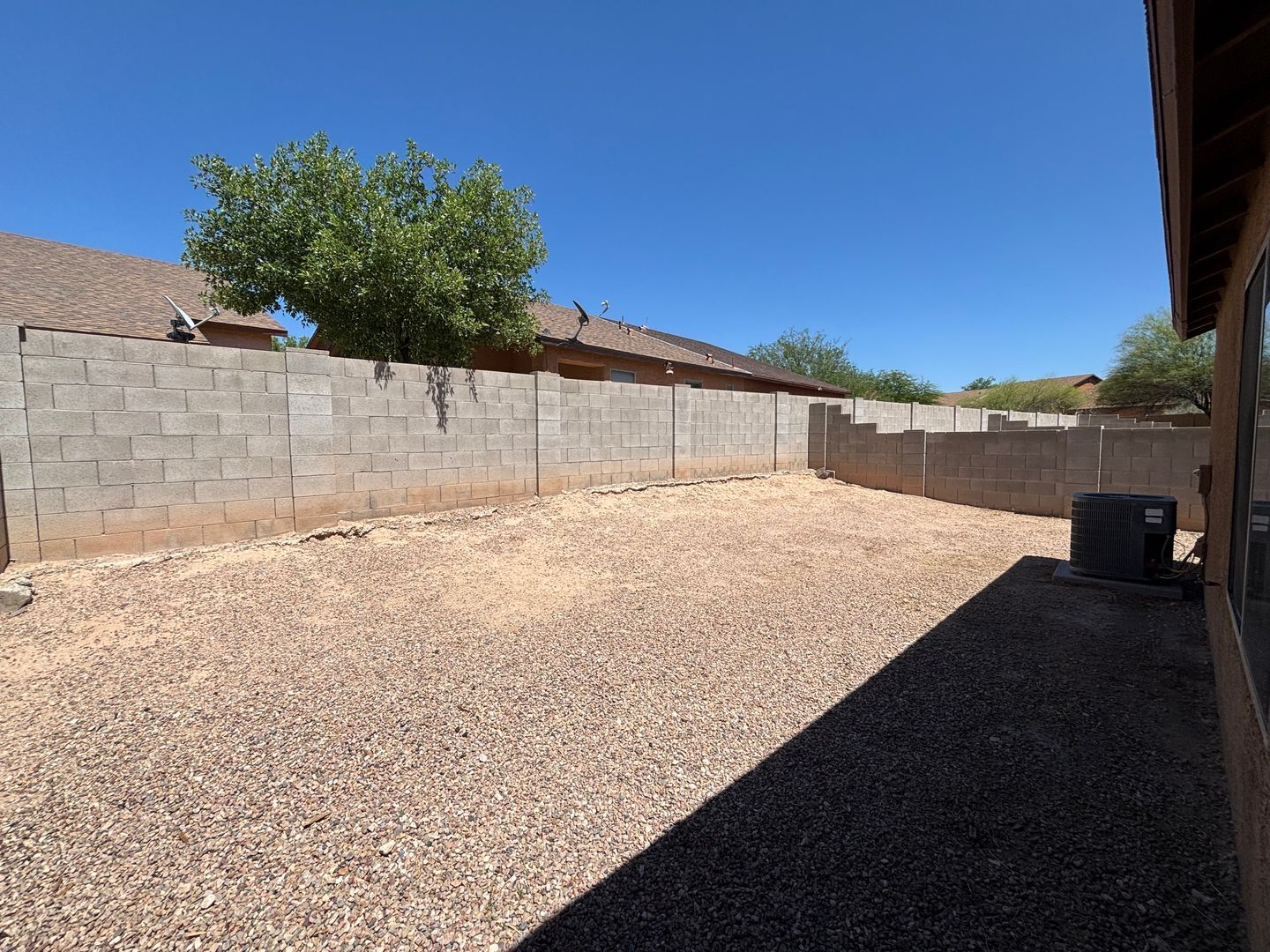 Building Photo - 6047 S Avenida Las Monjas