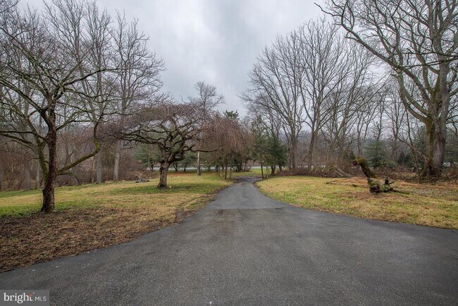 Building Photo - 202 Baltimore Pike