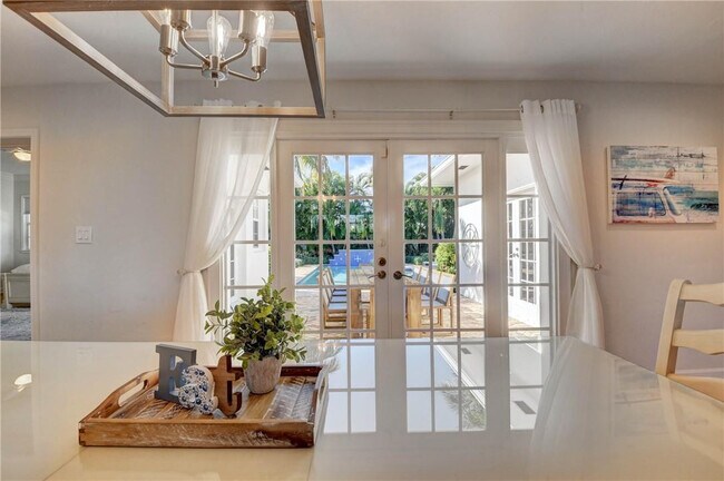 Building Photo - 302 NW 11th St