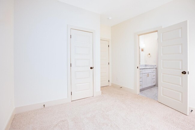 Building Photo - 7355 U.S. Hwy 280 W