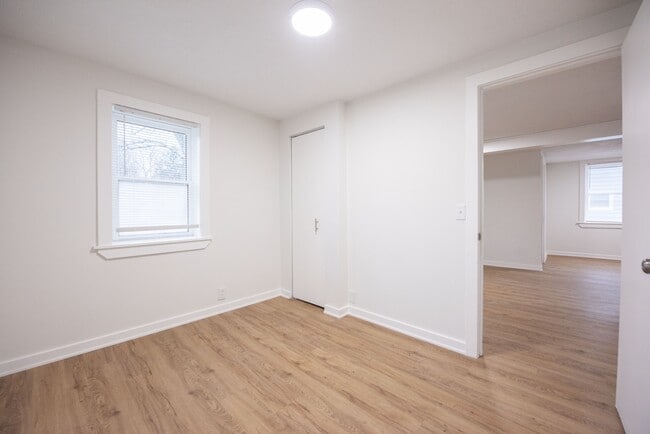 Building Photo - 16781 Akron St