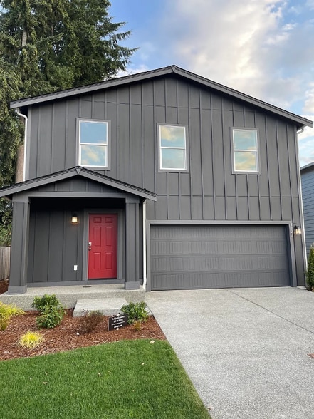 Building Photo - 4322 SE Woodford Ct