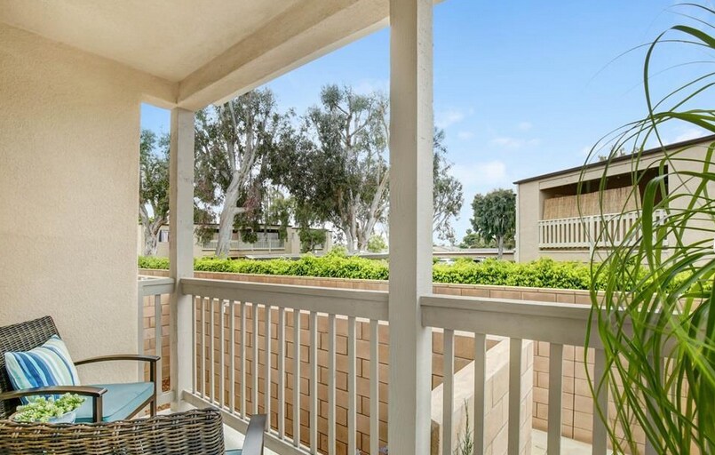 Building Photo - 707 Magnolia Ave