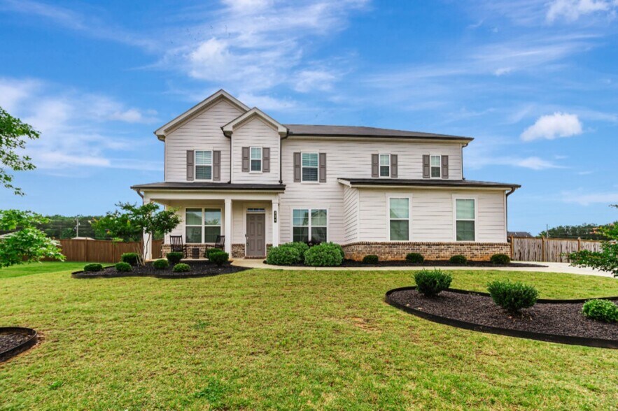 Primary Photo - 220 Arwen Dr