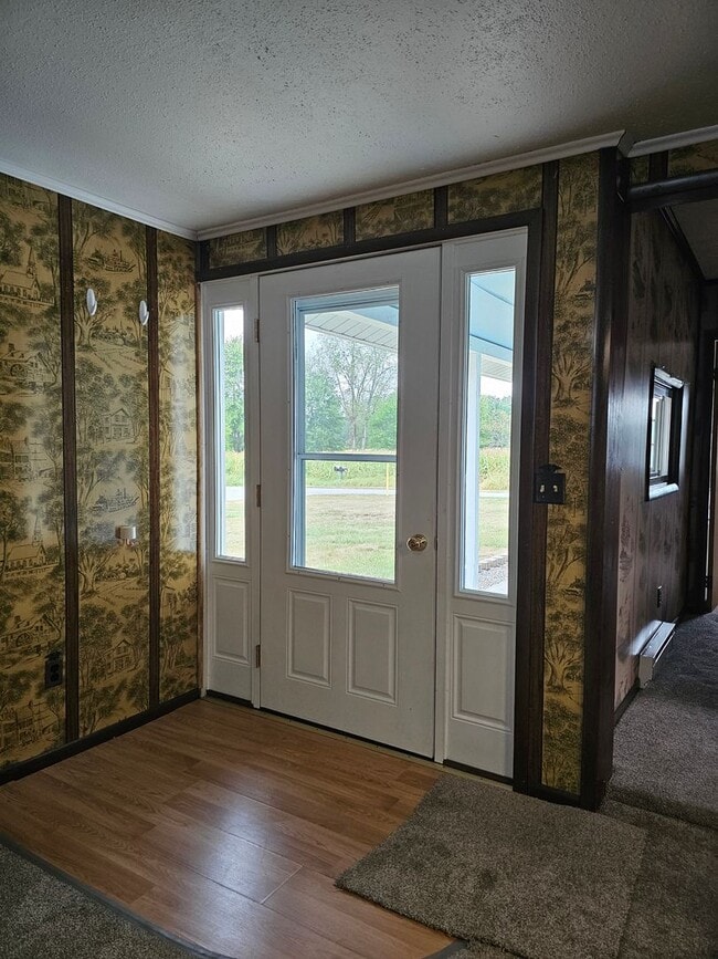 Building Photo - Cozy County Living
