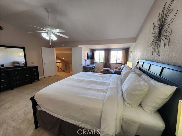 Building Photo - 41786 Woodhaven Dr W