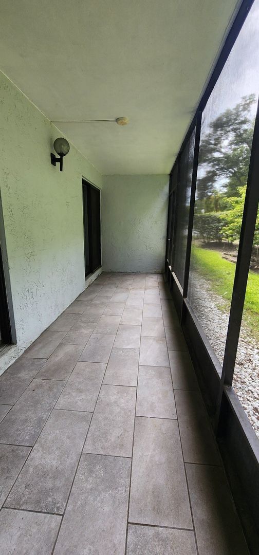 Building Photo - St Augustine Shores Gem! 2 Bed-2 Bath 1st ...