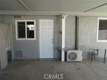 Building Photo - 47160 Elizabeth Dr
