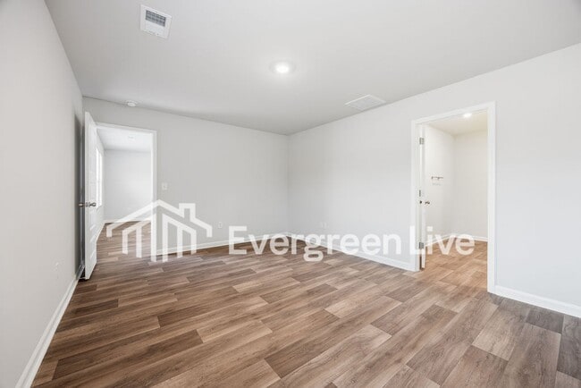 Building Photo - 1310 Willow Oaks Wy