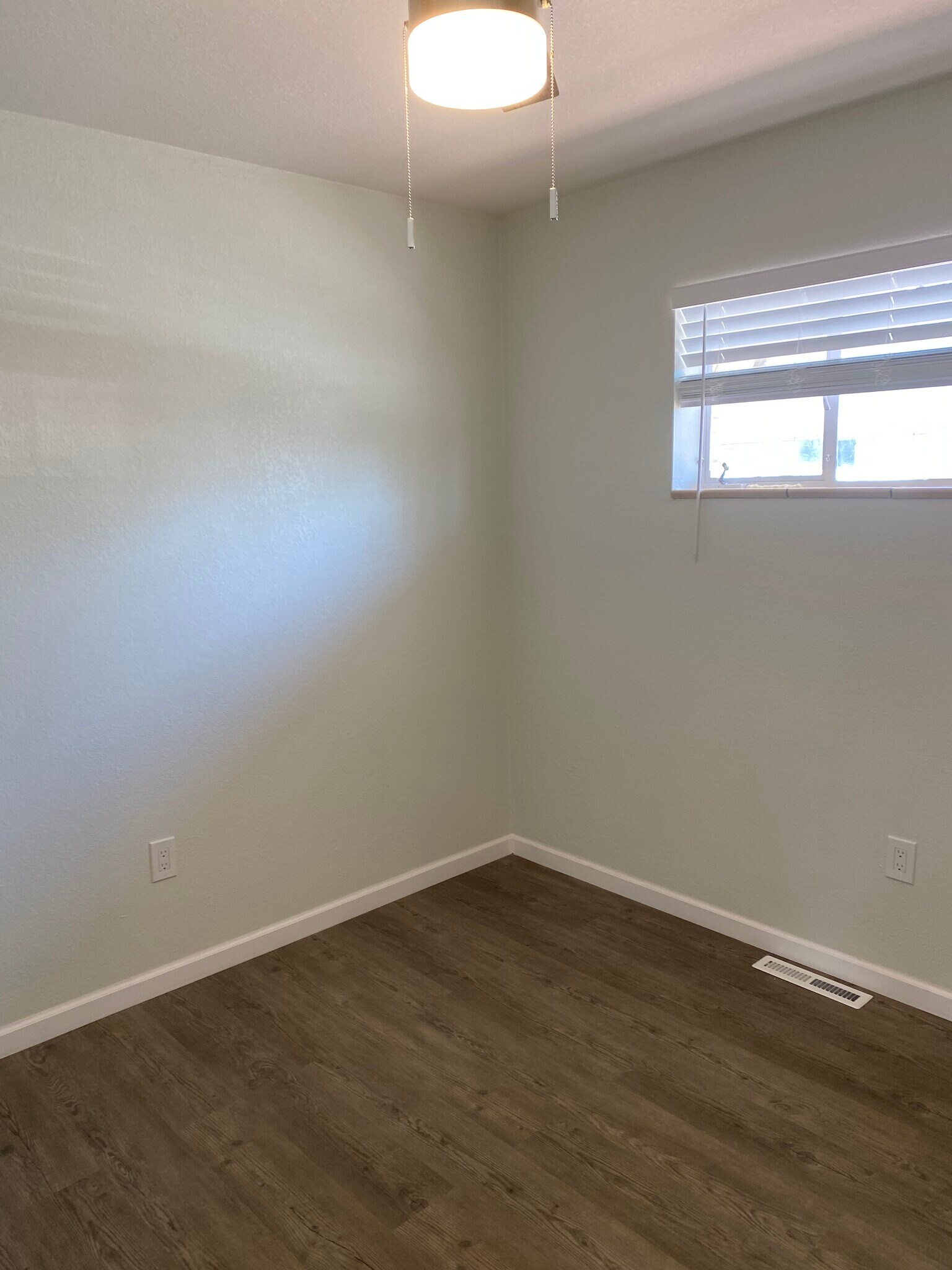 Building Photo - 12960 E 13th Pl