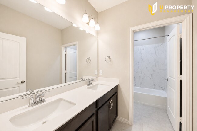 Building Photo - 4509 Expedition Dr