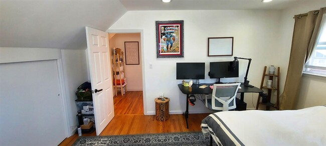 Building Photo - 112 Cabot Ave
