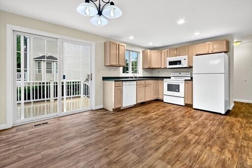 Building Photo - 85 Steeple Chase Cir