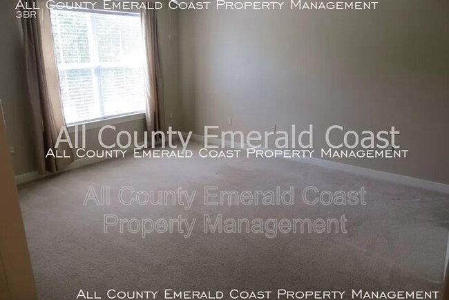 Building Photo - 425 Twin Lakes Ln