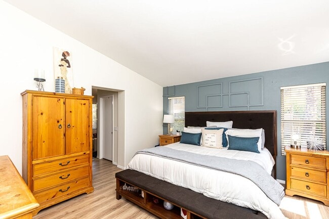 Building Photo - ***CHARMING CHULA VISTA 4/2 HOME, PET FRIE...