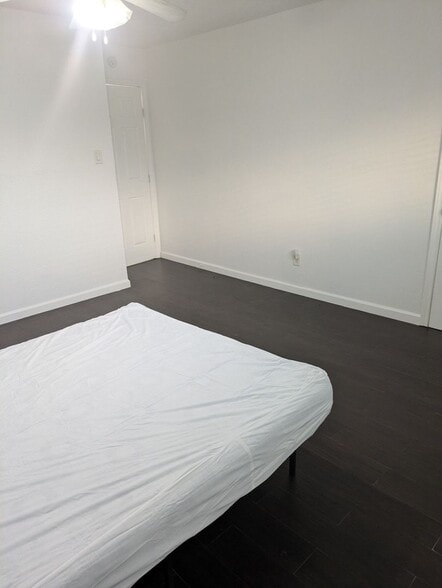 Building Photo - 11127 Sageview Dr