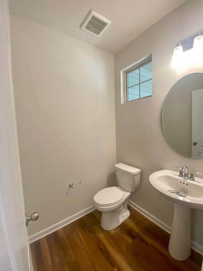 Building Photo - 3BR/2.5BA TOWNHOME IN INDIAN LAND SC