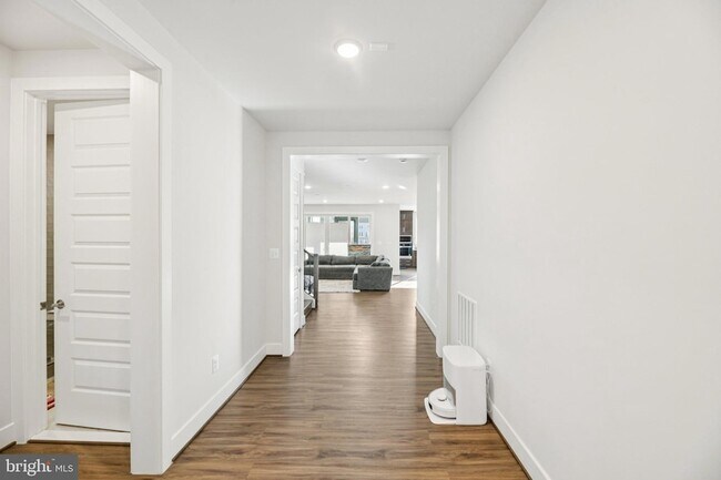 Building Photo - 42051 Night Nurse Cir