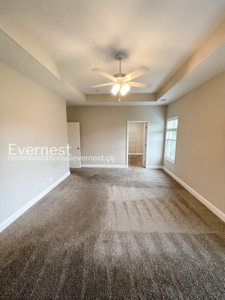 Building Photo - 4042 Ft Sumter Dr