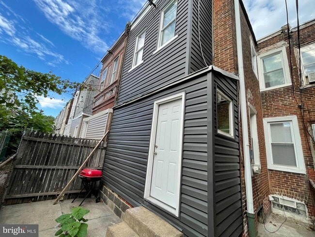 Building Photo - 3824 N 8th St