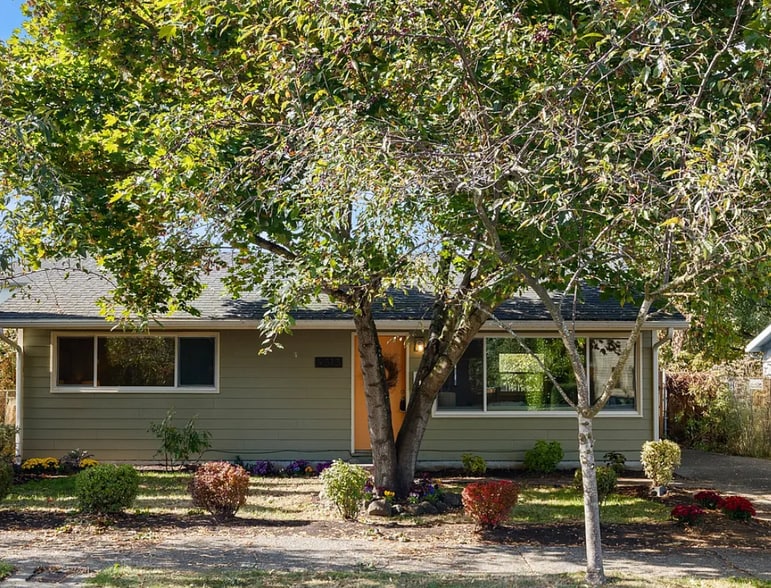 Building Photo - 9313 North Hodge Avenue