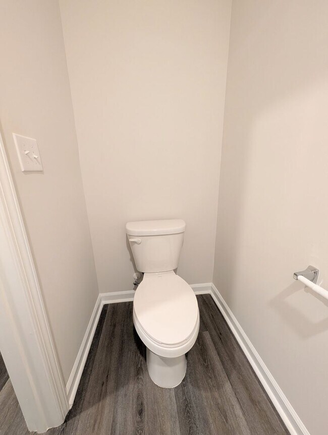 Building Photo - NEW End Unit Townhouse Available for Rent - Conway, South Carolina