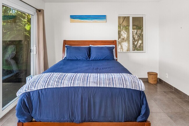 Building Photo - Beautifully Appointed Fully Furnished 4 bedroom/3 bathroom Kuau BayView House w/ Ocean views