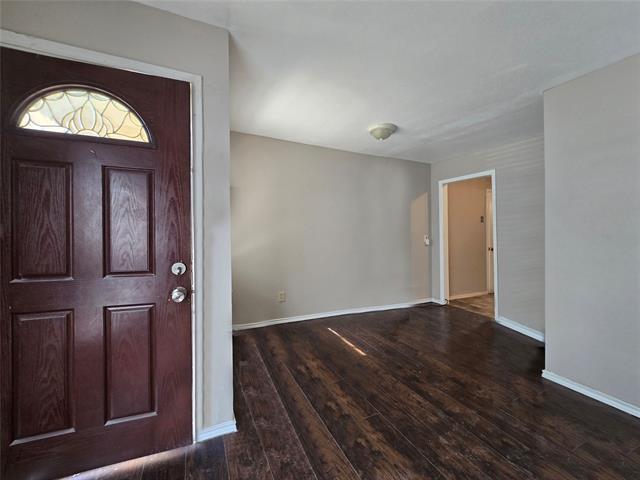 Building Photo - 8307 Bunche Dr