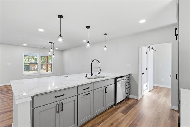 Building Photo - 205 Lacewell St